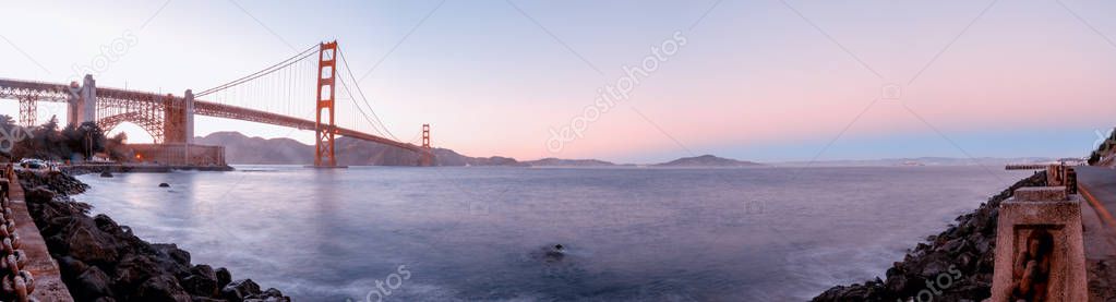 Panoramic view of Golden Gate Bridge during sunset, San Francisco, USA