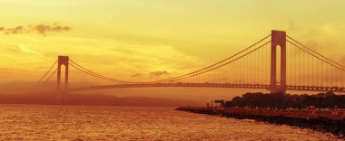 Verrazzano daraltır köprü çift katlı asma köprü bağlanma Staten Island ve Brooklyn, ABD New York şehrinin semtleri