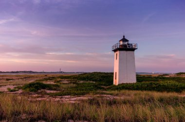 Ahşap End deniz feneri günbatımı sırasında Provincetown, Massachusetts, ABD.
