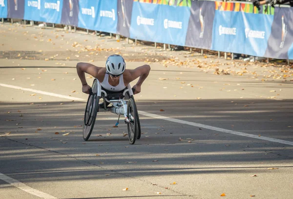 ニューヨーク アメリカ合衆国 2018 回ニューヨークシティ マラソン車椅子部門参加者 — ストック写真