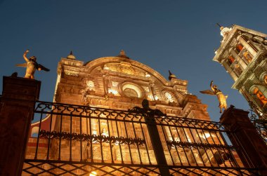 Gece Puebla Katedrali'nde Puebla, Meksika için