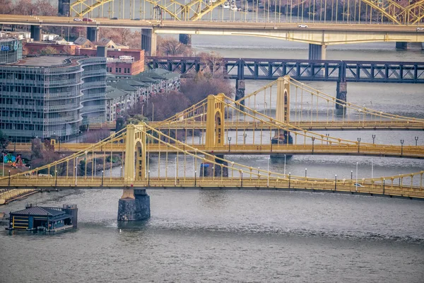 Puentes Sobre Río Allegheny Pittsburgh Pennsylvania —  Fotos de Stock