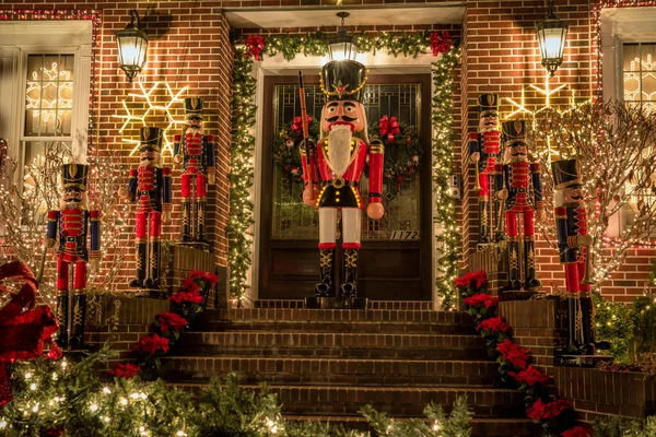 New York Usa December 2018 Christmas Decorations Houses Neighborhood Dyker — Stock Photo, Image