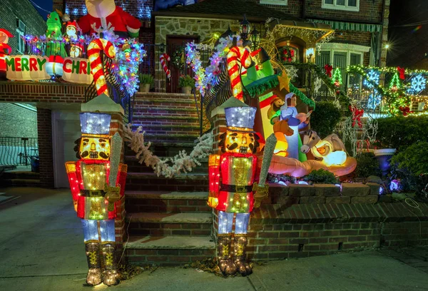 Nova York Eua Dezembro 2018 Decorações Natal Casas Bairro Dyker — Fotografia de Stock