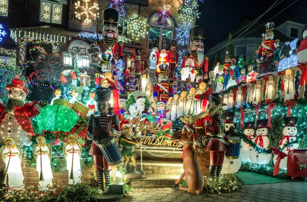 Nueva York Diciembre 2018 Decoraciones Navideñas Casas Barrio Dyker Heights — Foto de Stock