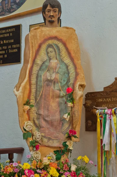 Мехіко Мексика Грудня 2016 Індіанці Каплиці Вілла Guadalupe Мехіко — стокове фото
