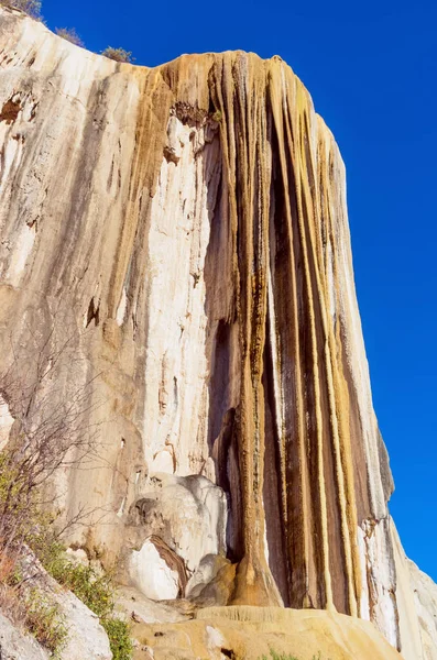 Petrified waterfalls, Hierve El Agua, Oaxaca, Mexico — Stock Photo, Image