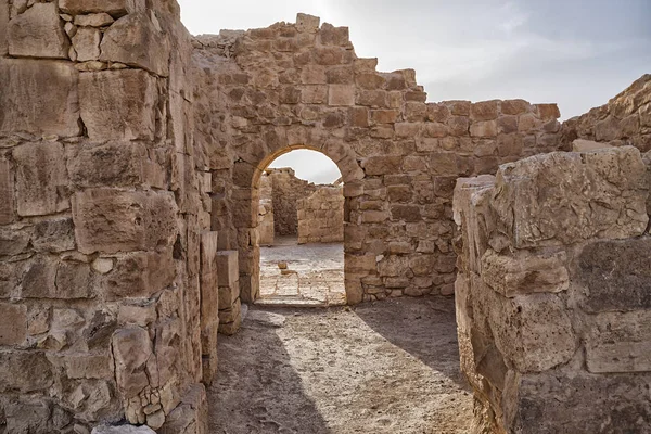 Shivta é uma cidade antiga no deserto de Negev, em Israel. . — Fotografia de Stock