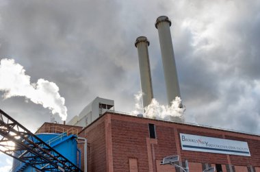 Brooklyn Navy Yard, Brooklyn'in kuzeybatısında, New York'ta bulunan bir tersane ve endüstriyel komplekstir.