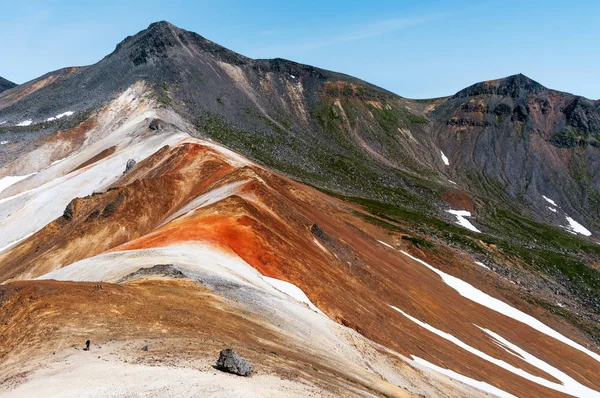 Berglandschaft auf der Insel Paramuschir, Russland. karpinsky gruppe. — Stockfoto