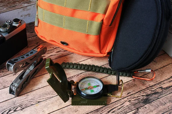 Batoh Kompas Multitool Pro Pěší Turistiku — Stock fotografie