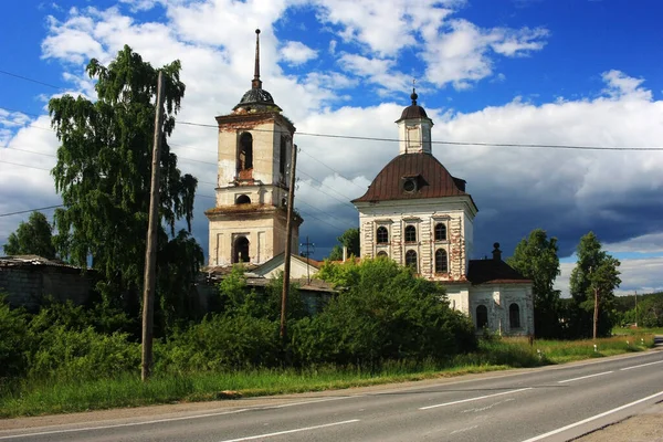 Oude Vernietigde Christelijk Orthodoxe Kerk — Stockfoto