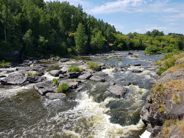 Stenblock Fjällflod — Stockfoto