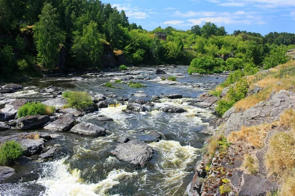 Stenblock Fjällflod — Stockfoto