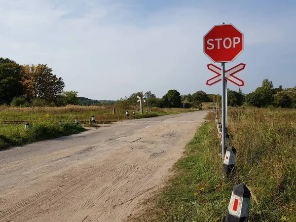 Señal Stop Frente Cruce Ferroviario — Foto de Stock