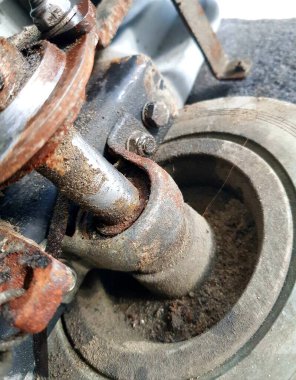 Eski araba motoru, kapat.