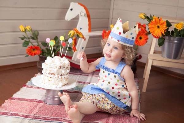 Happy Fancy Beautiful Cute Baby Girl Celebrates Birthday Fun Birthday — Stock Photo, Image