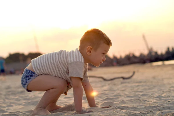 Happy Boy Playing Beach Sea Summertime — Stock Photo, Image