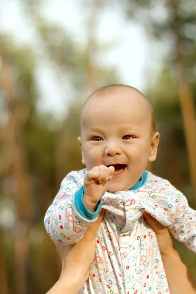 Baby Boy or Girl Have Fun Outdoors — Stock Photo, Image