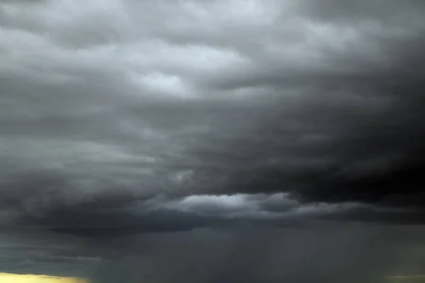Stormen himmel — Stockfoto