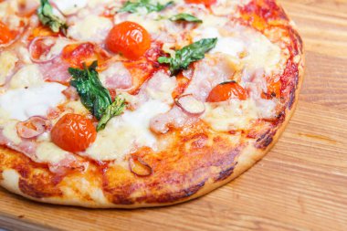 Pizza ahşap oyun tahtası, yakın çekim