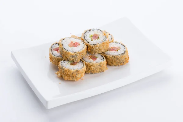 일본 음식 레스토랑, 스시 마 키 군함 롤 접시 또는 플래터 설정합니다. 스시 세트와 구성 — 스톡 사진