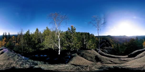 4K 360 VR virtual Reality of a beautiful mountain scene at the autumn time. Wild Siberian mountains. — Stock Video