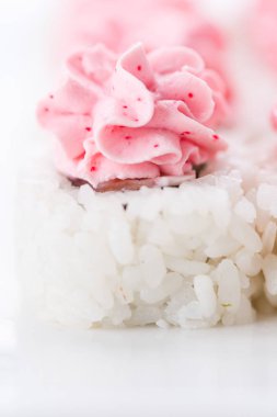 Japon Gıda Restoran, sushi maki gunkan rulo levha veya plakalı ayarlayın. Sushi seti ve kompozisyon