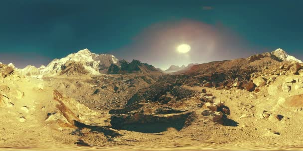 360 vr of the Everest Base camp at Khumbu glacier. Khumbu valley, Sagarmatha national park, Nepal of the Himalayas. EBC track route near Gorak Shep. — Stock Video