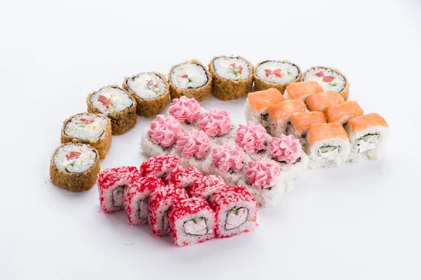 Japońskie jedzenie restauracja, sushi maki gunkan roll plate lub talerz ustawiony. Zestaw Sushi i skład — Zdjęcie stockowe