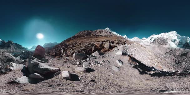 360 vr of the Everest Base camp at Khumbu glacier. Khumbu valley, Sagarmatha national park, Nepal of the Himalayas. EBC track route near Gorak Shep. — Stock Video