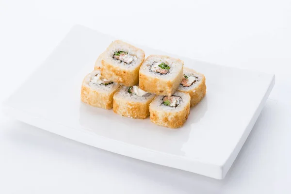 Японская кухня ресторан, суши маки Gunkan рулон тарелку или блюдо набор. Набор суши и композиция — стоковое фото