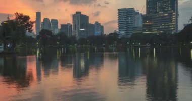 Lumpini Parkı, Bangkok, Tayland. Aralık 2018