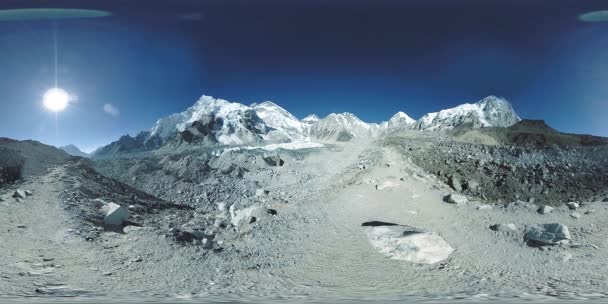 360 vr of the Everest Base camp at Khumbu glacier. Khumbu valley, Sagarmatha national park, Nepal of the Himalayas. EBC track route near Gorak Shep. — Stock Video