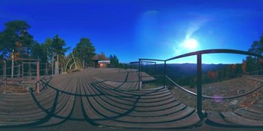 4k Sonbahar zaman bir güzel dağ sahnenin 360 Vr sanal gerçeklik. Vahşi Rus dağlar.