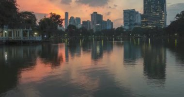 Lumpini Parkı, Bangkok, Tayland. Aralık 2018