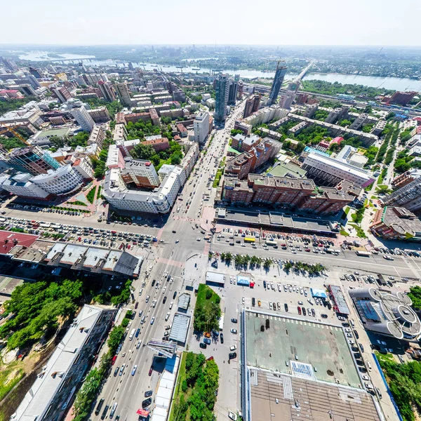 Widok z lotu ptaka. Miejski krajobraz. Strzał helikoptera. Obraz panoramiczny. — Zdjęcie stockowe