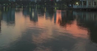 Lumpini Parkı, Bangkok, Tayland. Aralık 2018