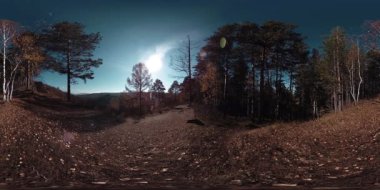 4k Sonbahar zaman bir güzel dağ sahnenin 360 Vr sanal gerçeklik. Vahşi Rus dağlar.