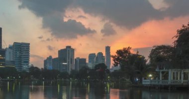 Lumpini Parkı, Bangkok, Tayland. Aralık 2018