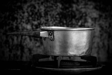Mutfakta tencere buharı