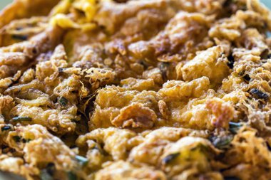 Geleneksel Tayland omleti 