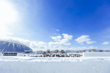 kabarık beyaz bulutlar gökyüzü arka plan 