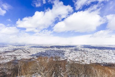 Halat yolundan kışın havadan görünümü, Hokkaido, Japonya