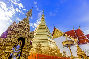 Wat Phra this Cho Hae, Kraliyet Tapınağı, Phrae, Tayland kutsal bir antik tapınak