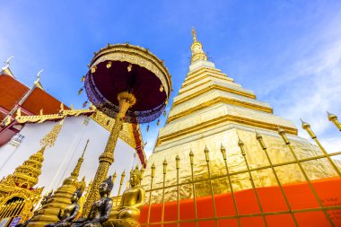 Wat Phra this Cho Hae, Kraliyet Tapınağı, Phrae, Tayland kutsal bir antik tapınak