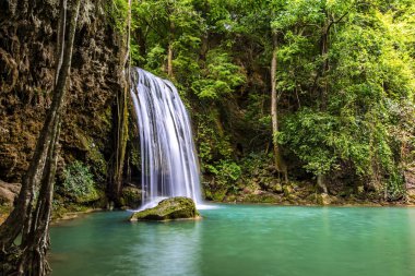 Erawan Şelalesi Ulusal Parkı Kanjanaburi Tayland