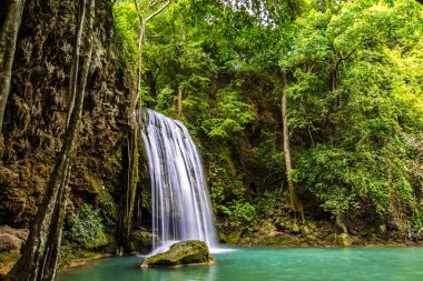 Erawan Şelalesi Ulusal Parkı Kanjanaburi Tayland