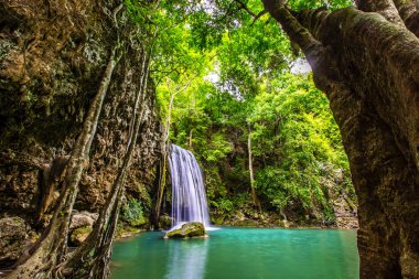 Erawan Şelalesi Ulusal Parkı Kanjanaburi Tayland