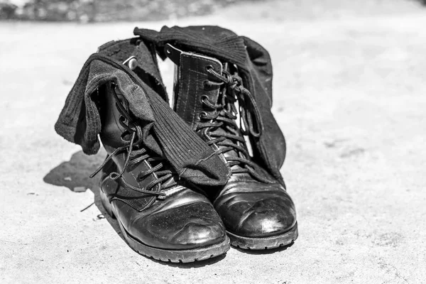 Black Leather Army Boots Cinders — Stock Photo, Image